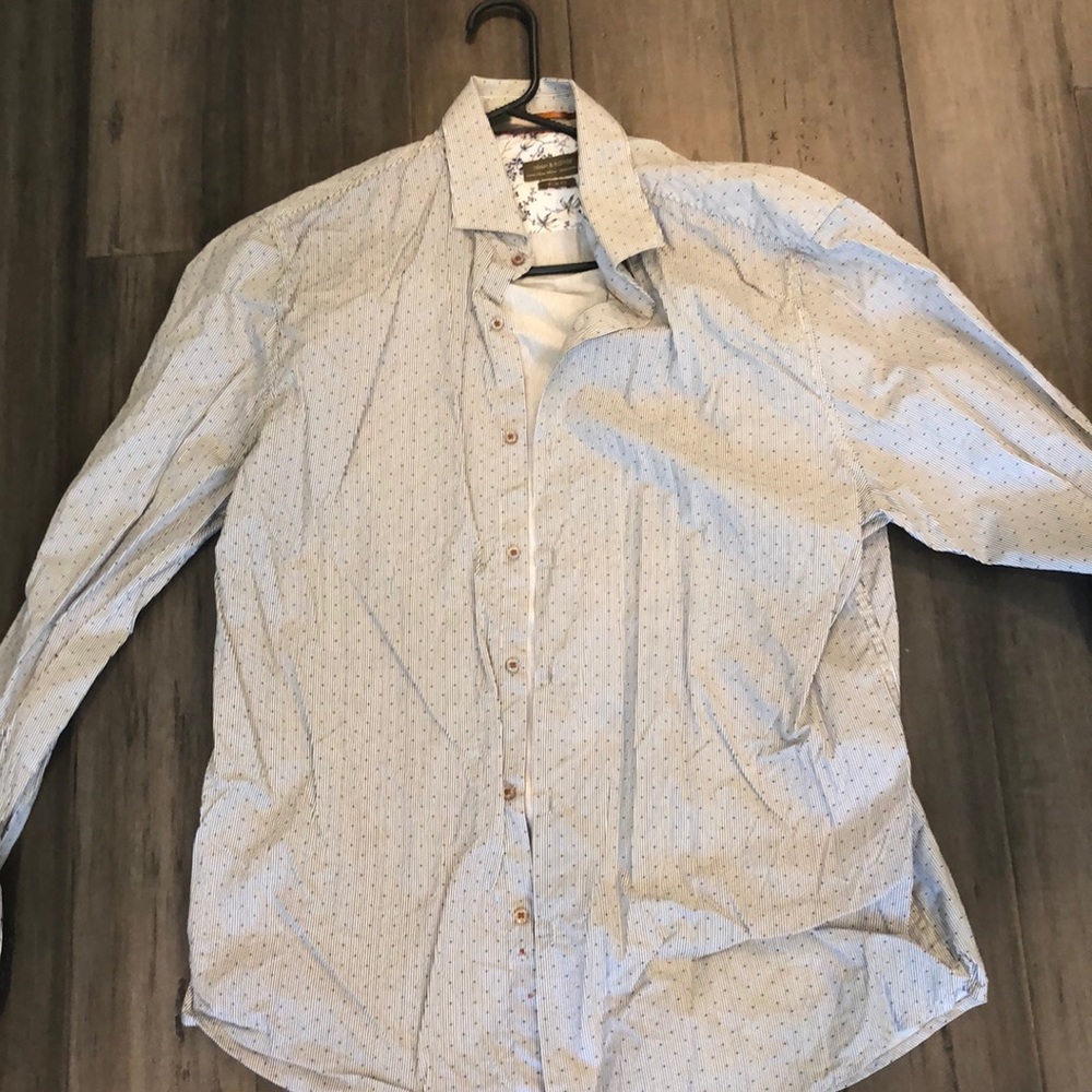 Men’s XL slim fit button down shirt